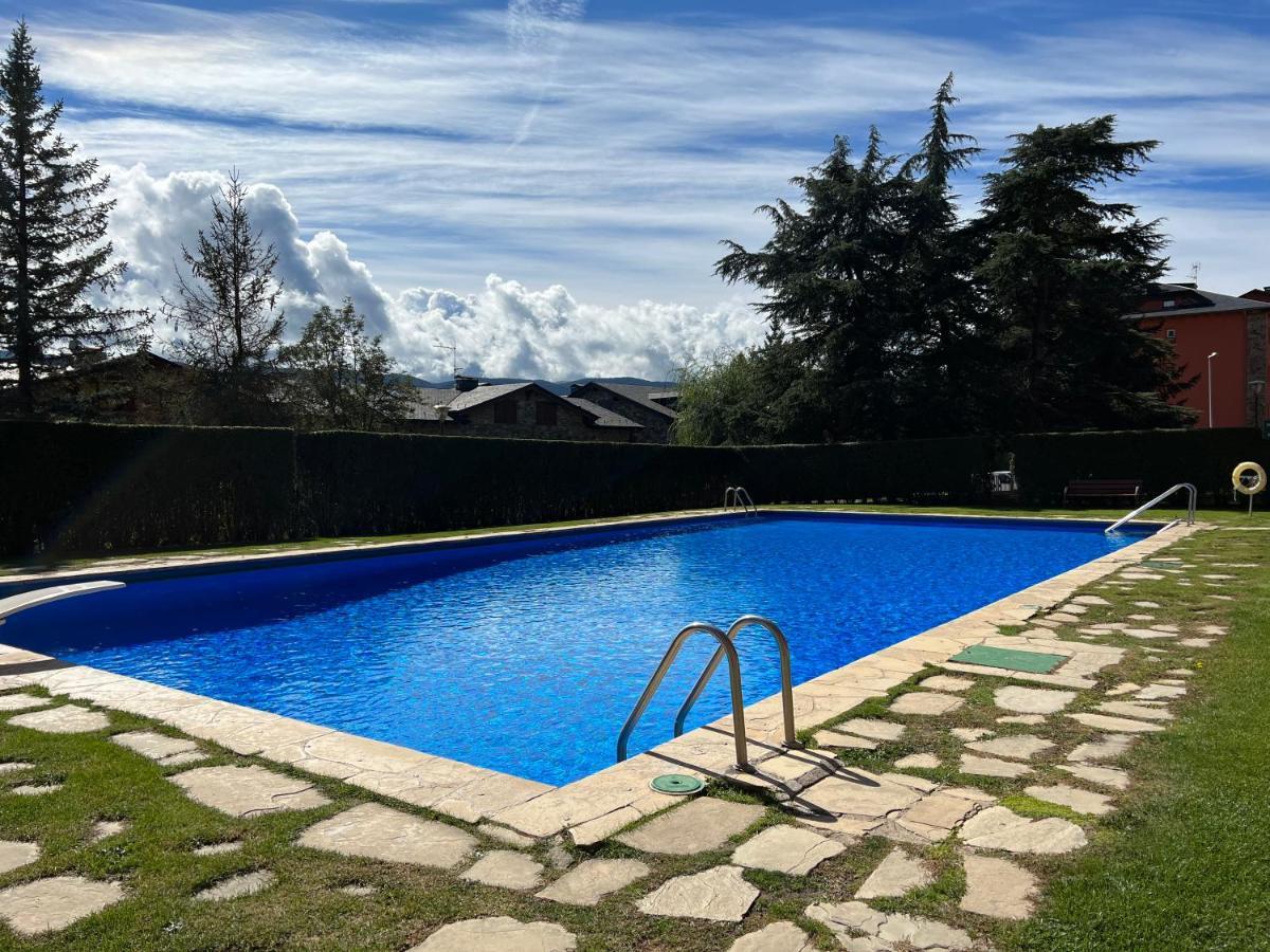 Appartement Piso Puigcerda Vistas Y Piscina Extérieur photo