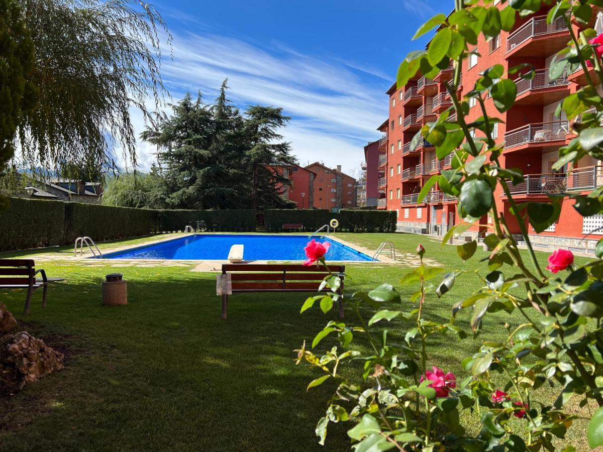 Appartement Piso Puigcerda Vistas Y Piscina Extérieur photo